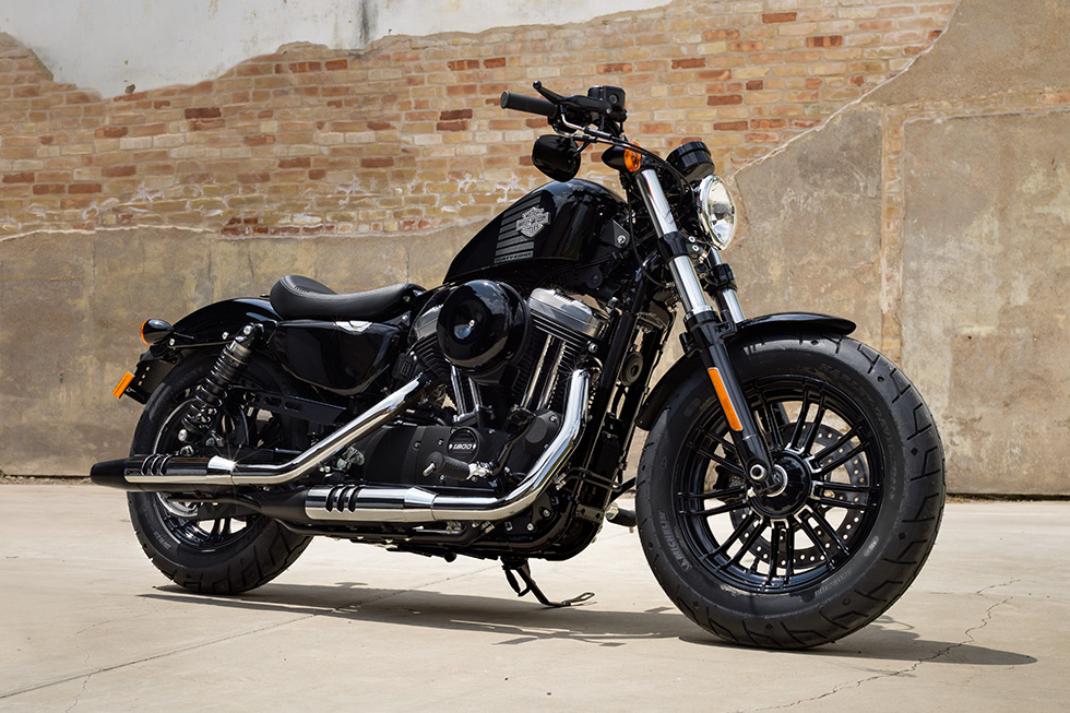 Forty-Eight 运动者Forty-Eight